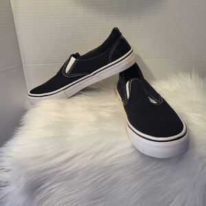 Time & True Black Slip-On Sneakers, Size 8